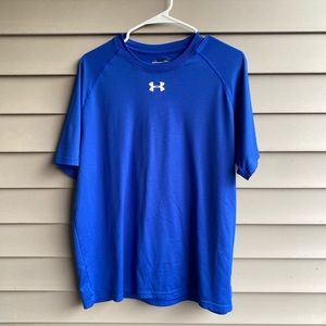 Under Armour large blue short sleeve shirt